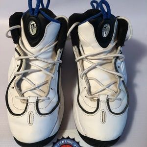 NIKE AIR Penny 2 Grade School Size 6